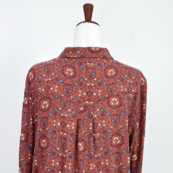 Natural Life Autumn Brown Floral Crinkle Texture Button-Up Shirt - Picture 4 of 8